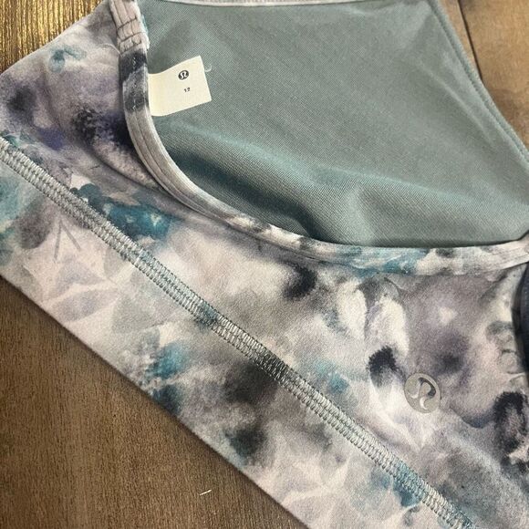 Lululemon Black Pattern Athletic Workout Bra Women 8 - Picture 3 of 3